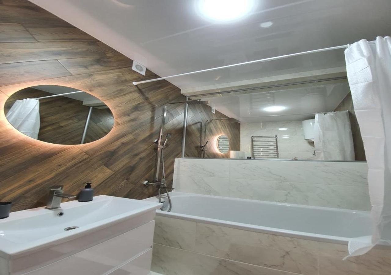 New Lux Apartment 2020 Kharkiv Exterior photo